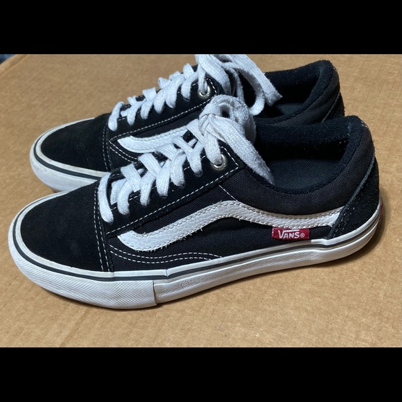Vans Other - Vans Old Skool black white 3.5 ultra cush skater back to school CLEAN!!